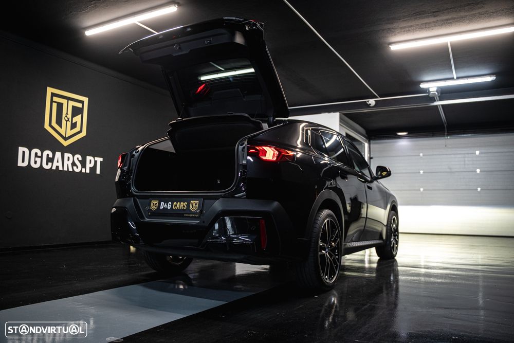 BMW iX2 eDrive20 - 27