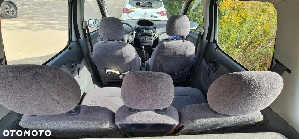 Toyota Yaris 1.3 Luna - 11