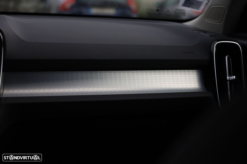 Volvo XC 40 1.5 T4 PHEV Inscription Expression - 25