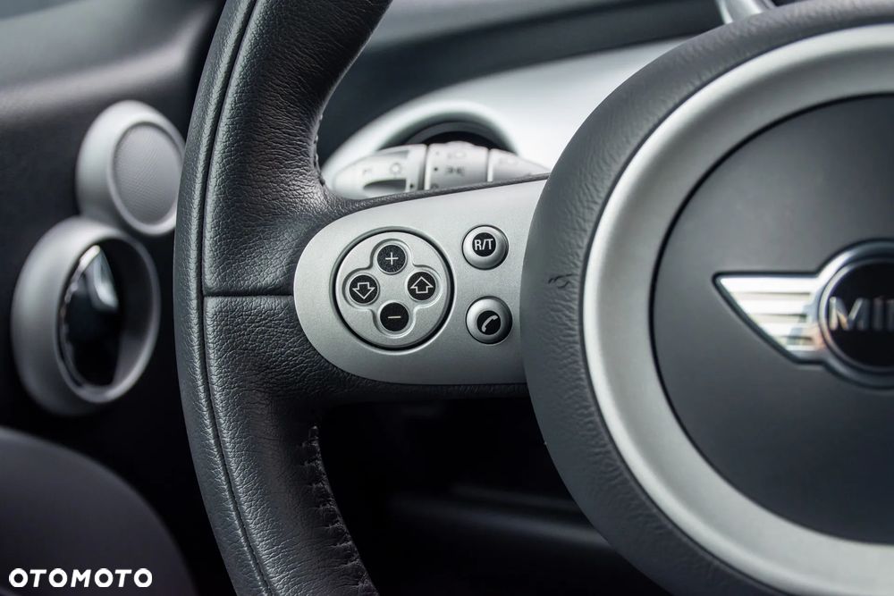 MINI John Cooper Works - 30