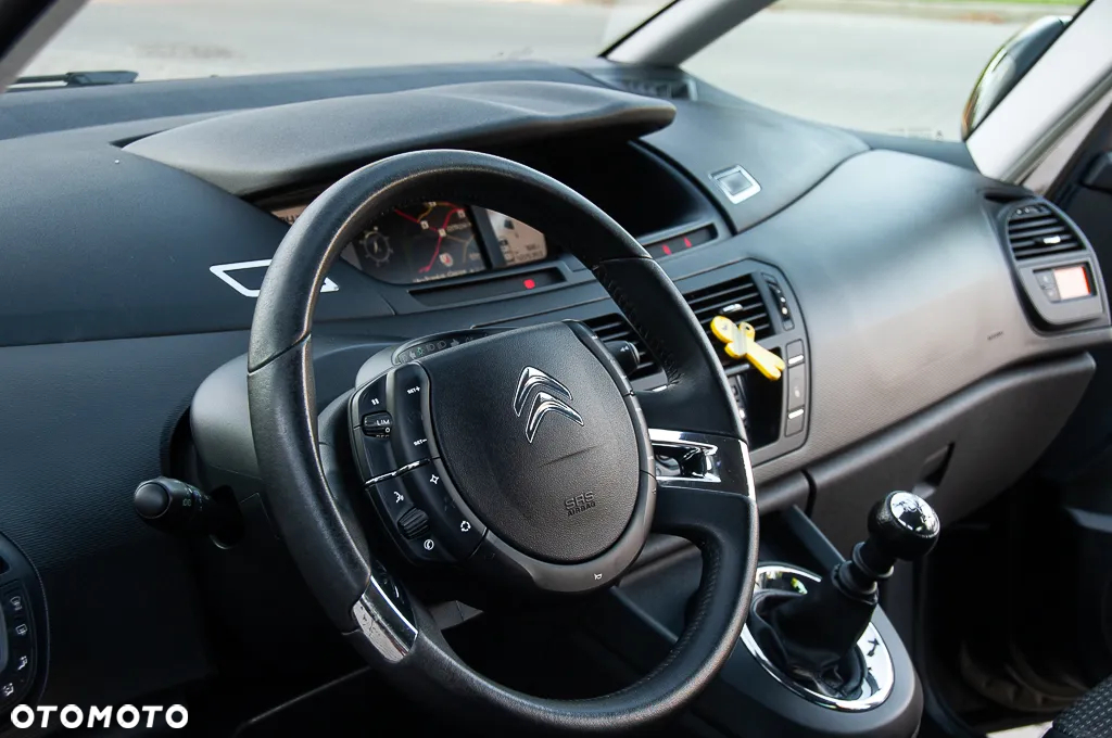 Citroën C4 Picasso 1.6 HDi FAP Exclusive - 21