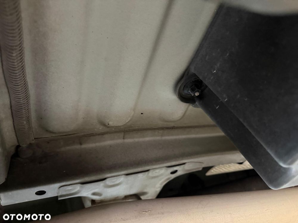 Toyota RAV4 2.0 4x4 Travel - 16