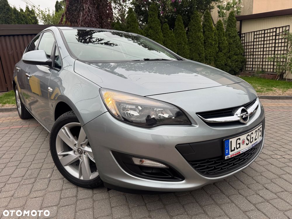 Opel Astra 1.6 Enjoy EU6 - 2