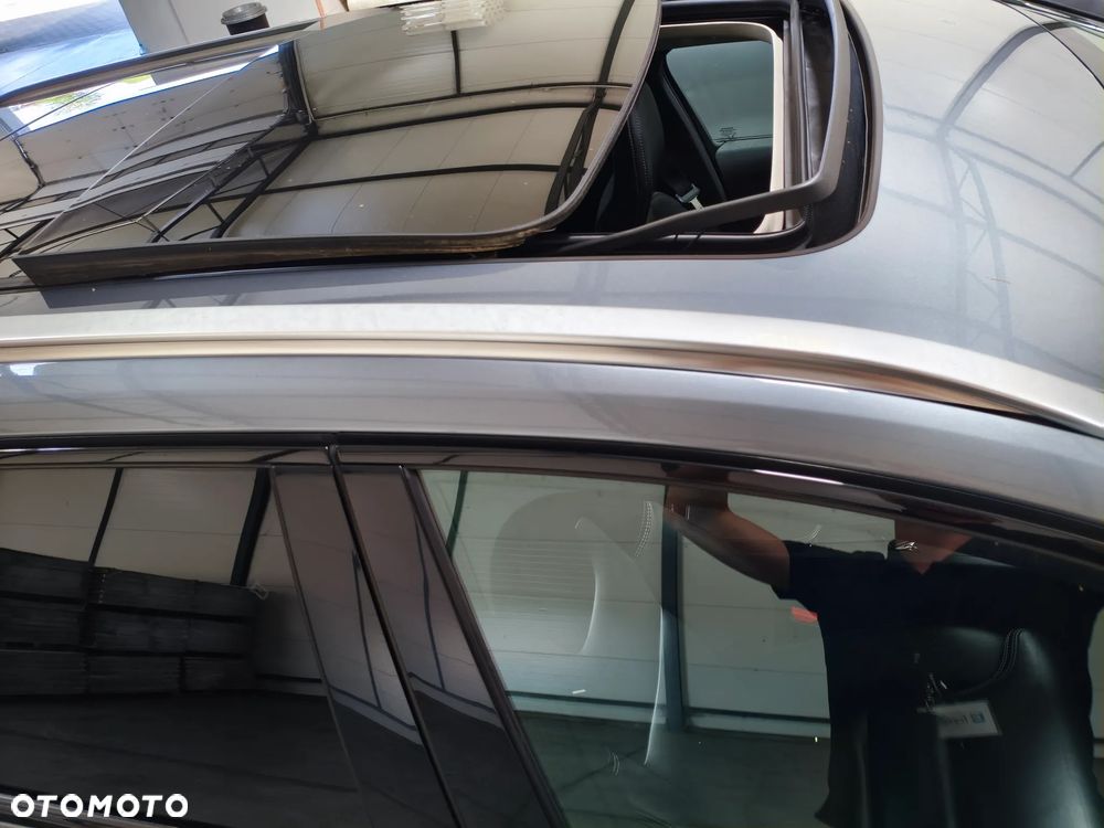 Volvo V90 B5 D AWD Geartronic Momentum Pro - 11