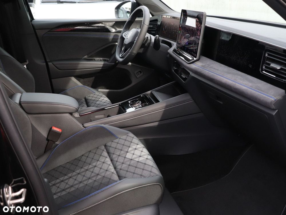 Volkswagen Tiguan - 18