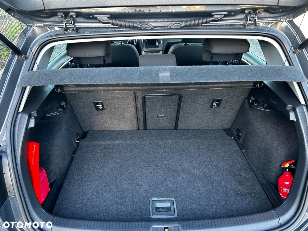 Volkswagen Golf 1.4 TSI BMT Comfortline - 34