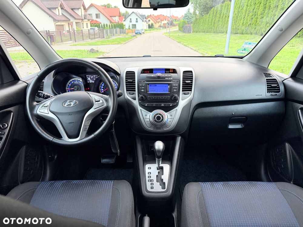 Hyundai ix20 - 22