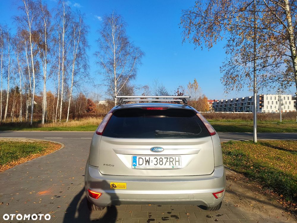 Ford Focus 1.6 Ambiente - 5