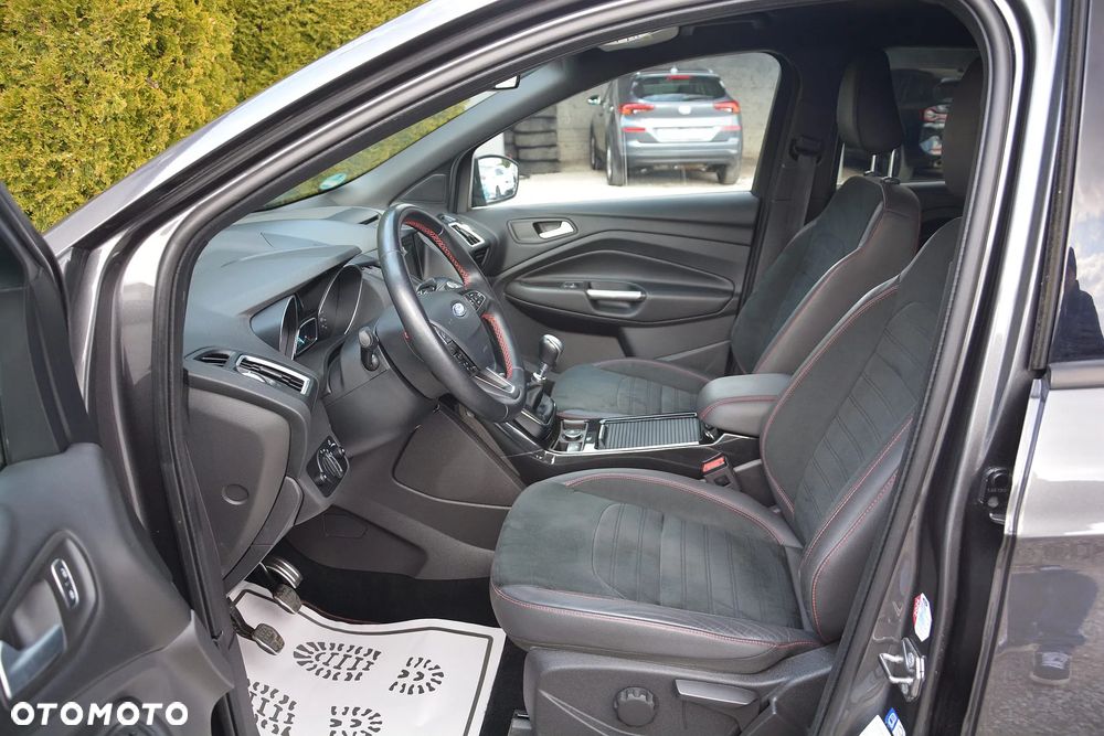 Ford Kuga 1.5 EcoBoost FWD ST-Line ASS GPF - 10