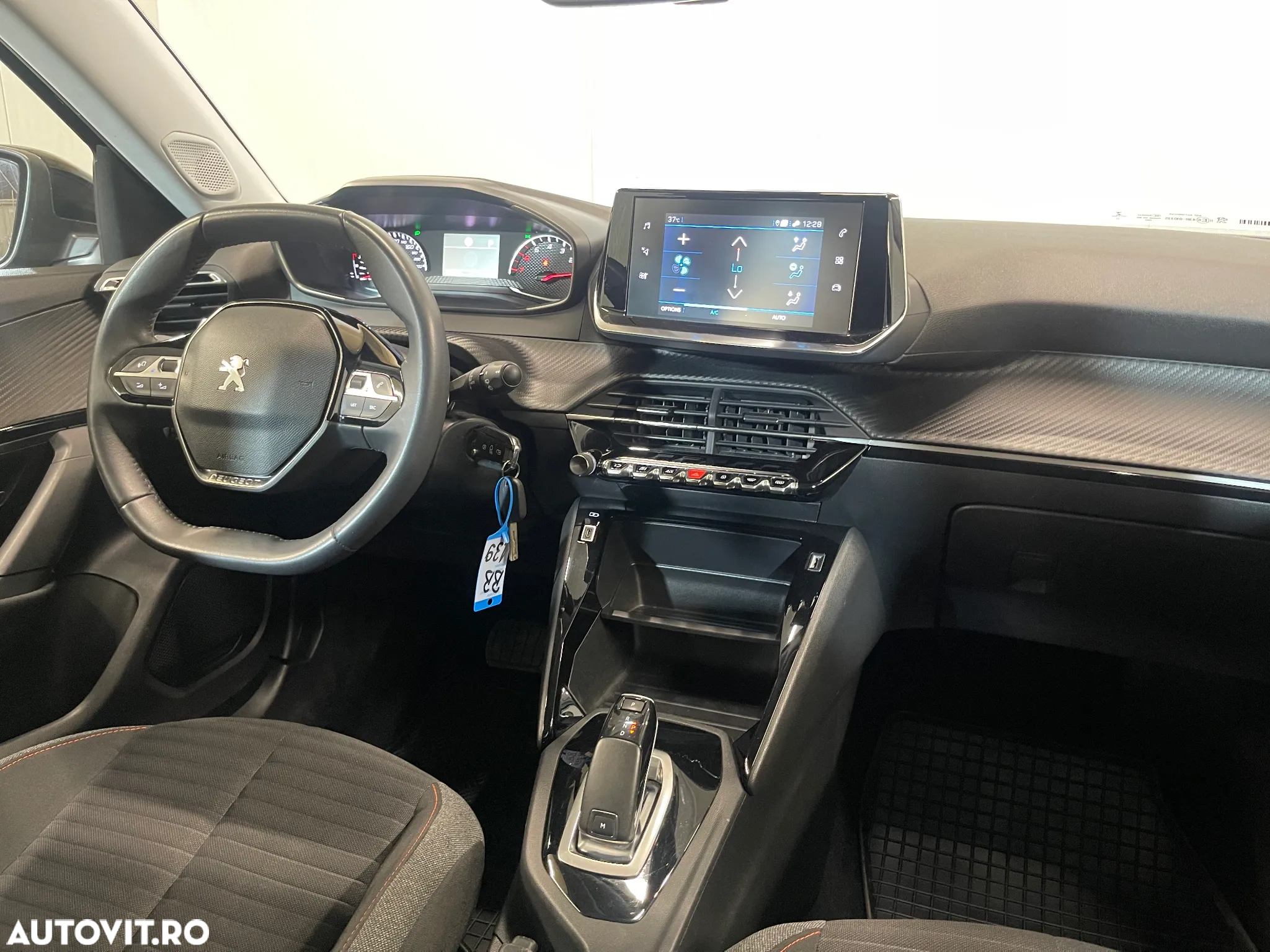 Peugeot 2008 BlueHDi 130 EAT8 Active - 8
