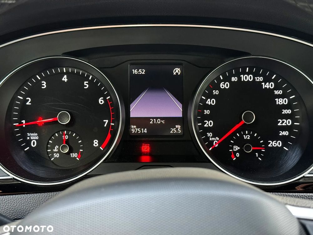 Volkswagen Passat 1.5 TSI EVO Business - 14