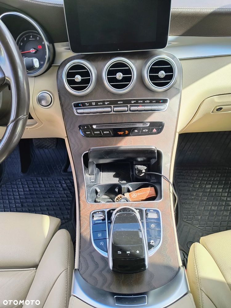 Mercedes-Benz GLC 250 4-Matic - 8
