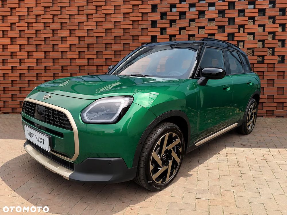 MINI Countryman C mHEV Linia Favoured - 2