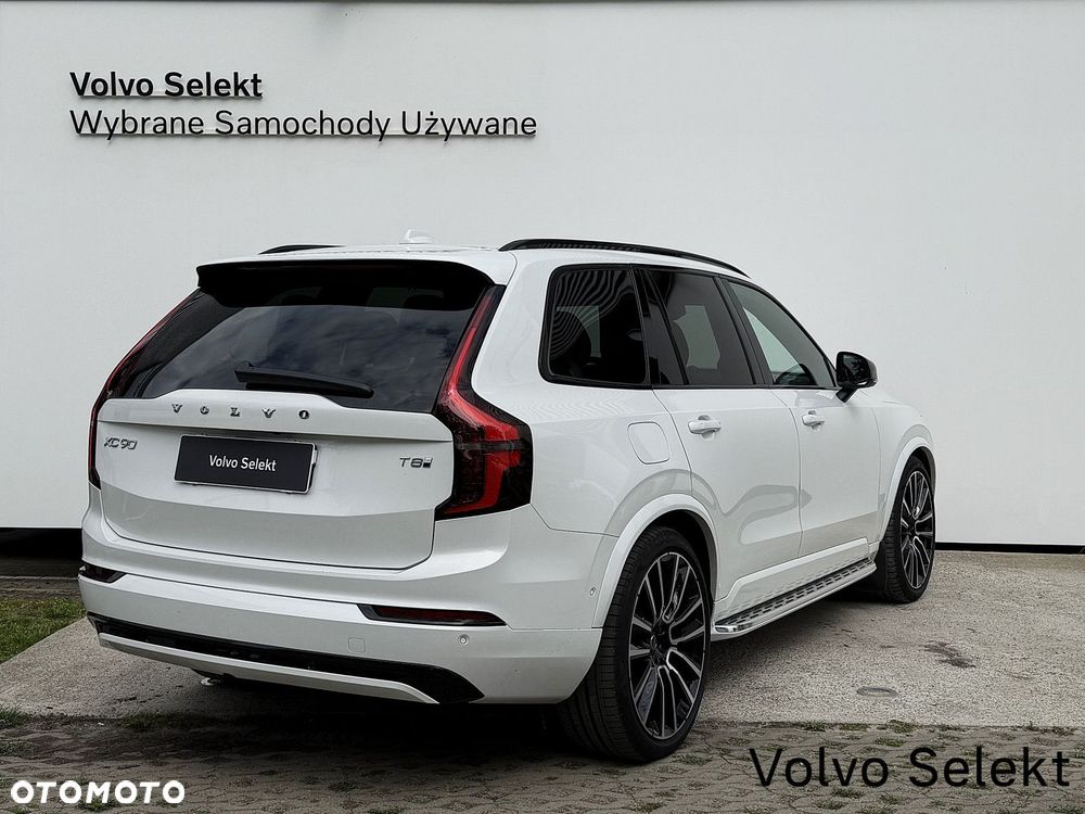 Volvo XC 90 - 7