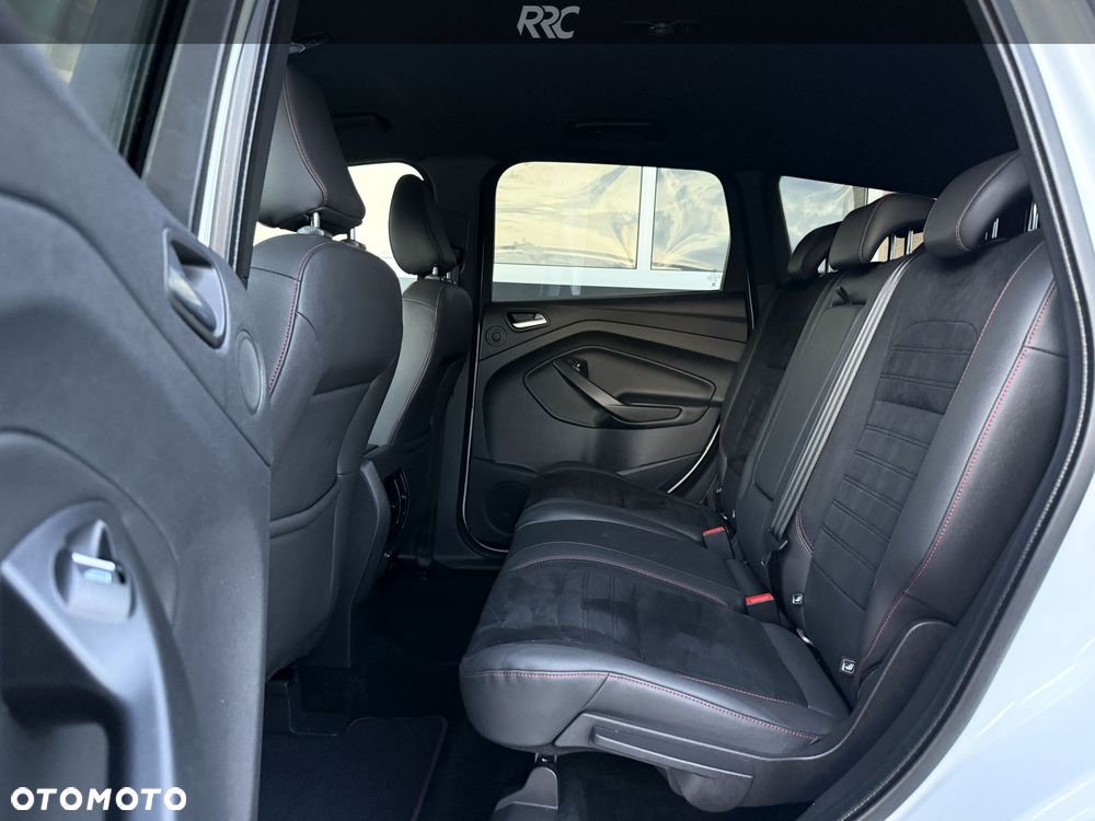 Ford Kuga 2.0 TDCi AWD ST-Line - 28
