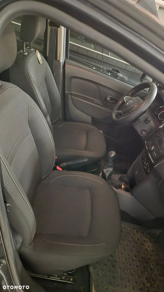 Dacia Logan 1.0 SCe Ambiance - 10