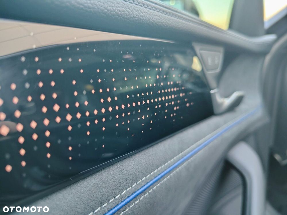 Volkswagen Passat - 35