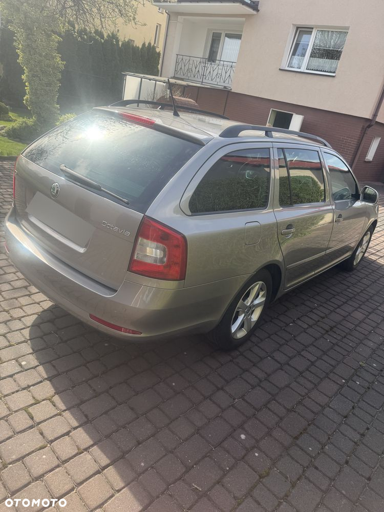 Skoda Octavia 1.4 TSI Family DSG - 6
