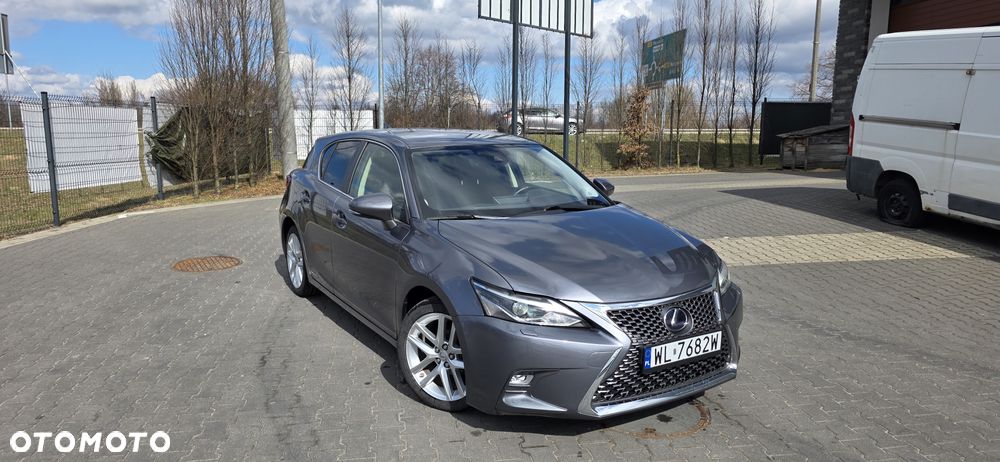 Lexus CT 200h Executive Line - 2
