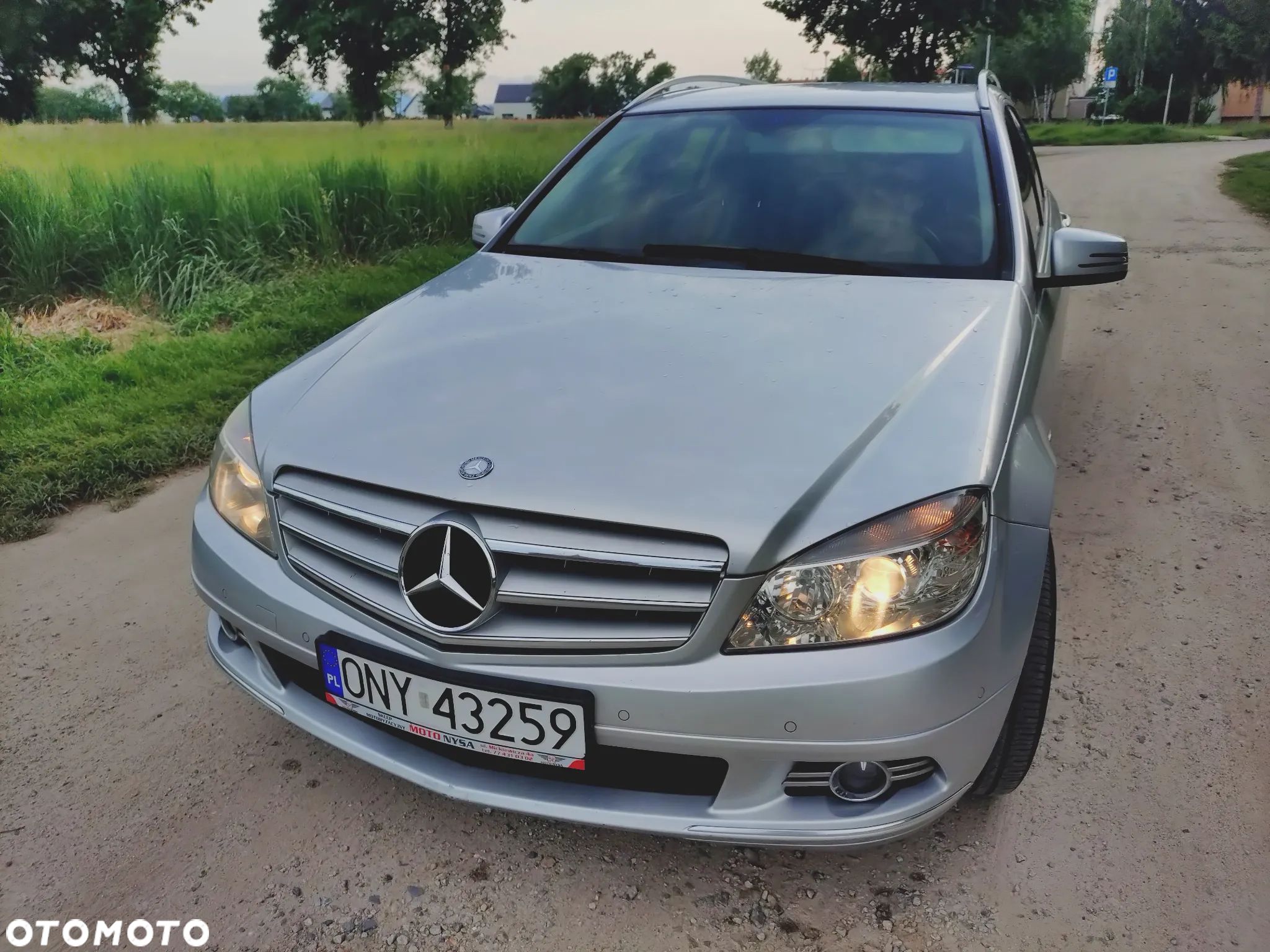 Mercedes-Benz Klasa C 180 T CDI DPF (BlueEFFICIENCY) Avantgarde - 1
