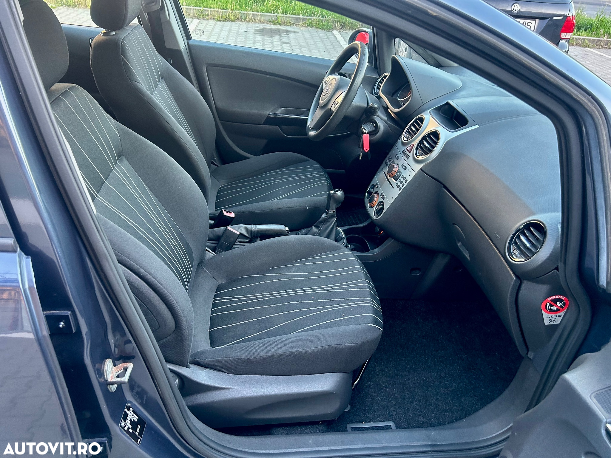 Opel Corsa 1.3 CDTI Cosmo - 9