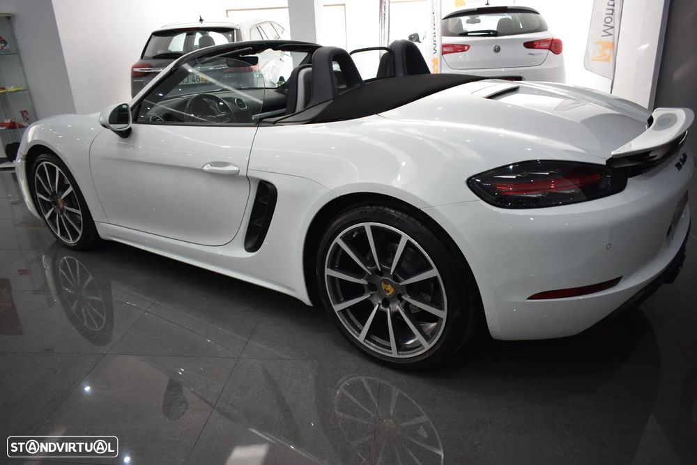 Porsche 718 Boxster PDK - 16