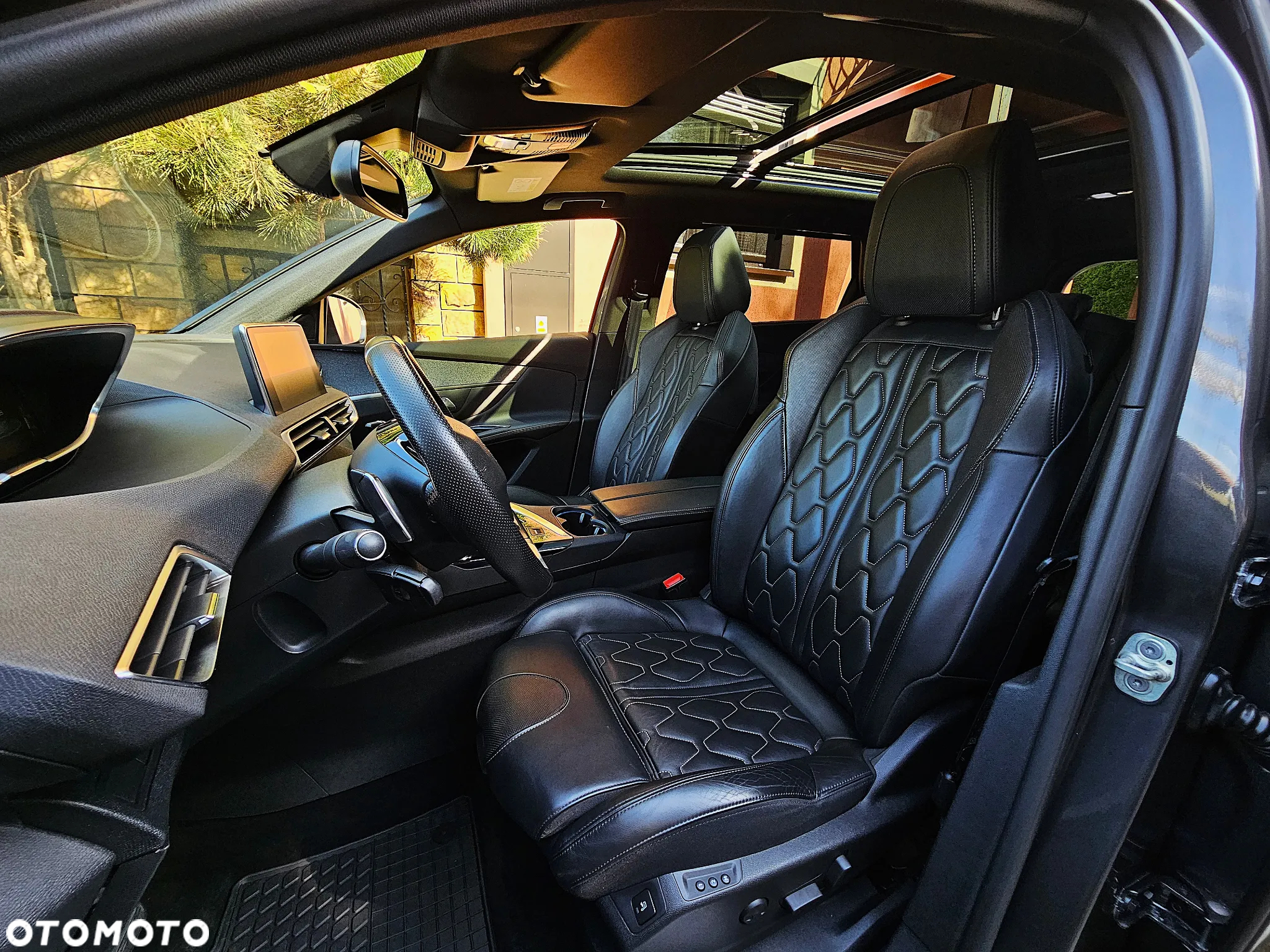 Peugeot 5008 BlueHDI 130 EAT8 GT - 27