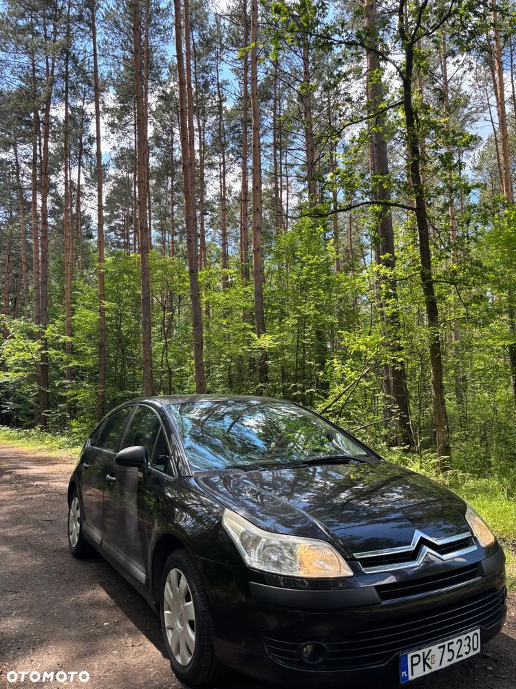 Citroën C4 1.4 16V X - 1