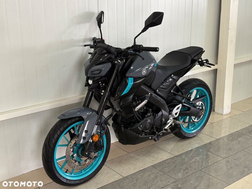 Yamaha MT - 5