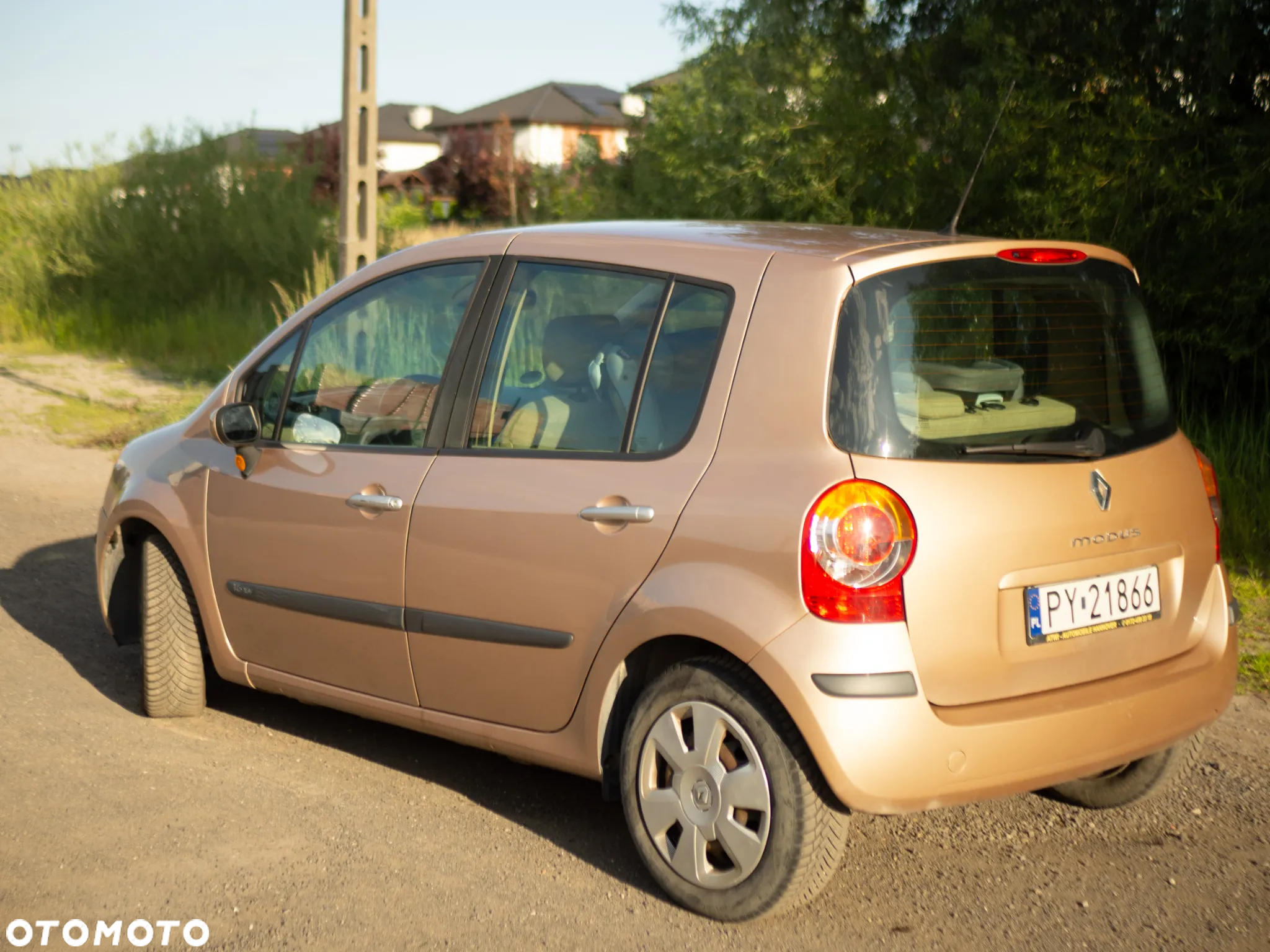 Renault Modus 1.6 16V ESP Privilege - 3