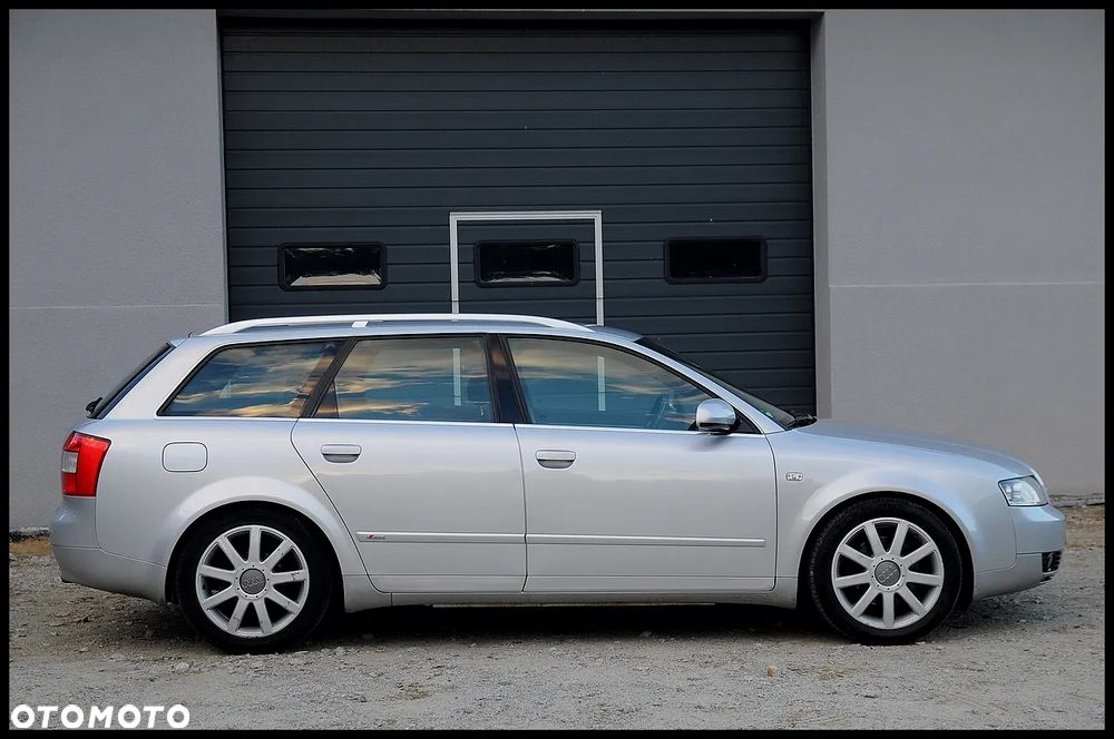 Audi A4 Avant 2.4 - 26