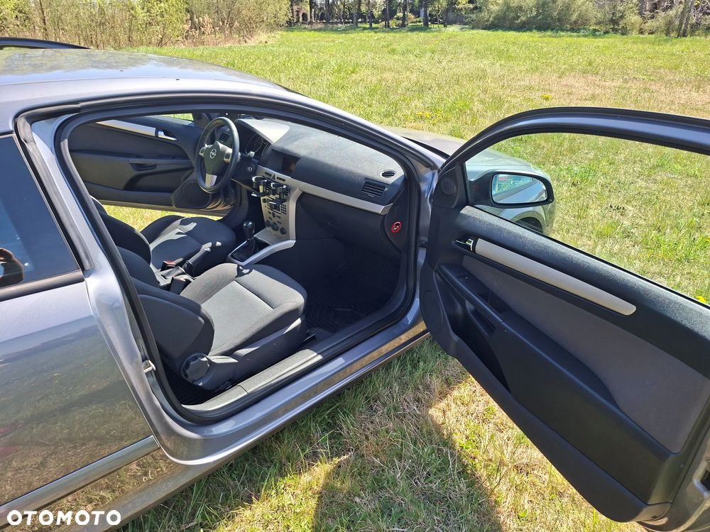 Opel Astra 1.6 Easytronic Cosmo - 24