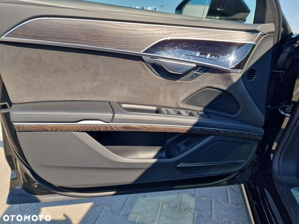 Audi A8 50 TDI mHEV Quattro Tiptr - 13