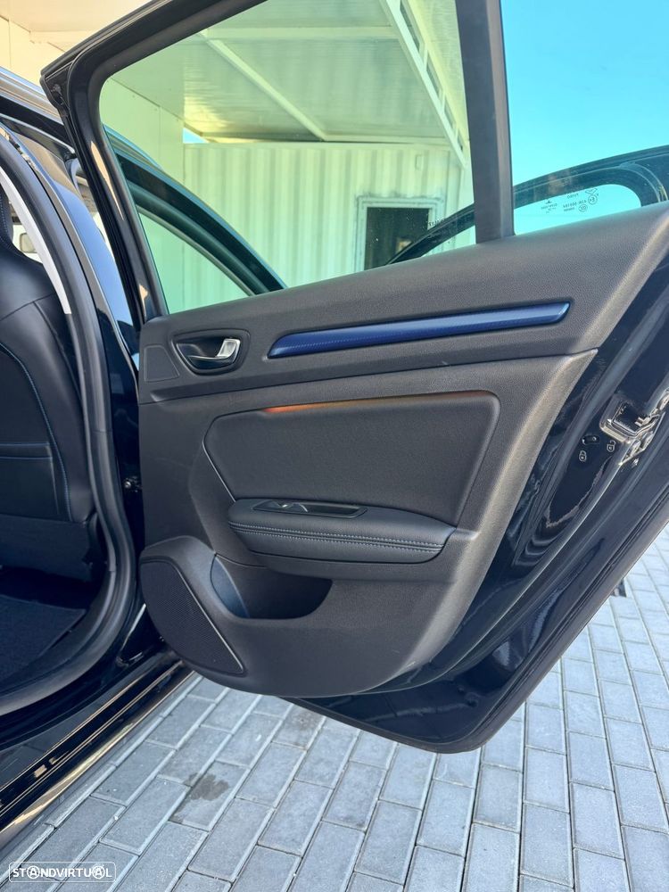 Renault Mégane Sport Tourer - 36