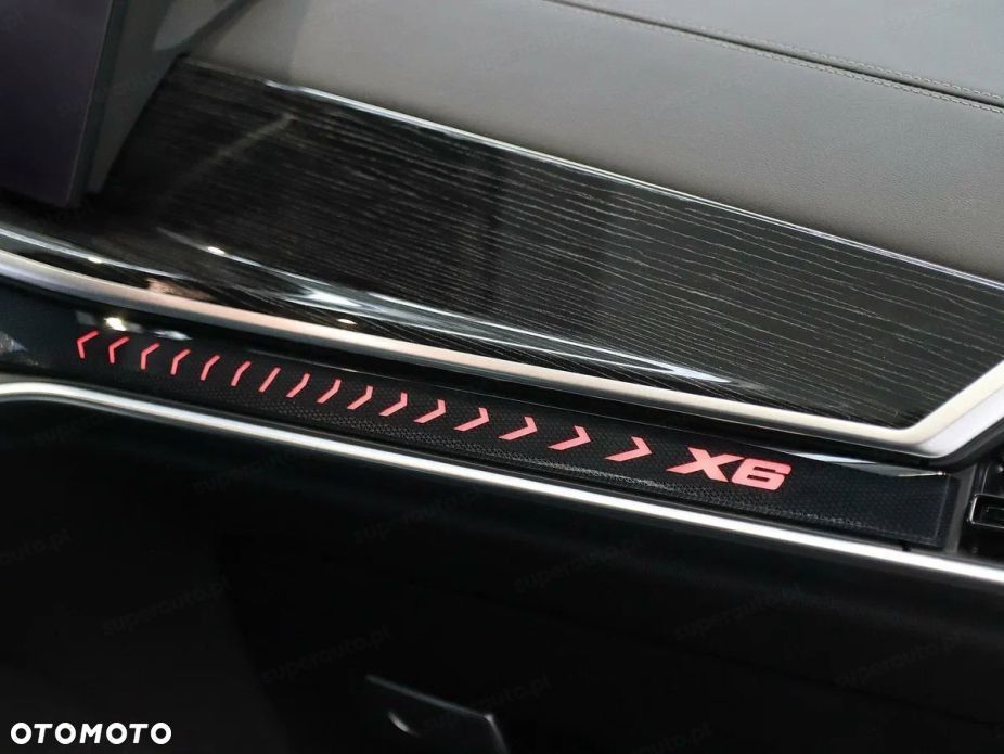 BMW X6 xDrive40i mHEV sport - 11