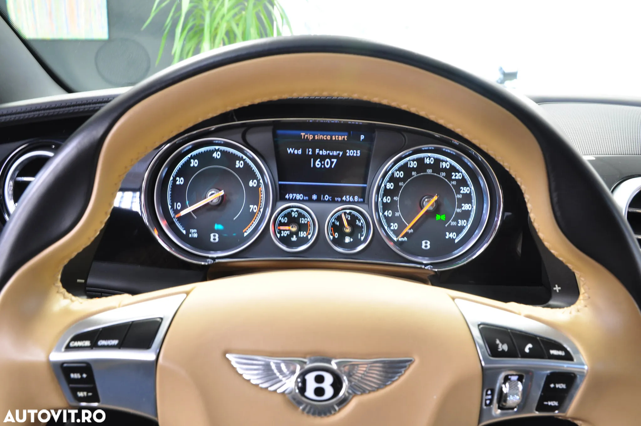 Bentley Continental GT V8 - 15