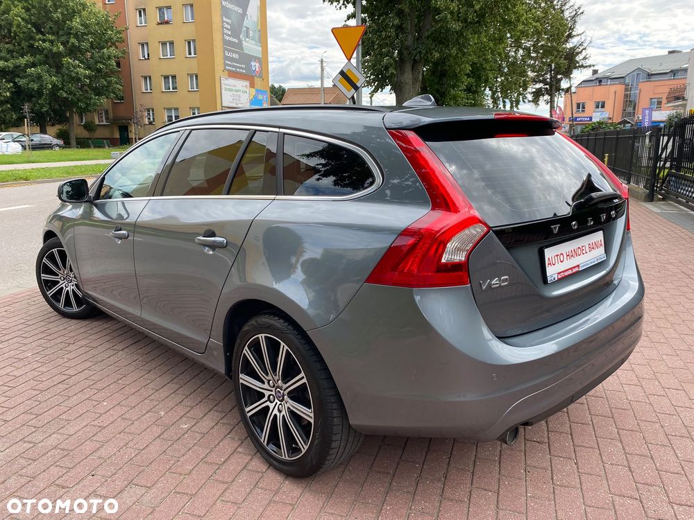 Volvo V60 D3 Drive-E Kinetic - 32