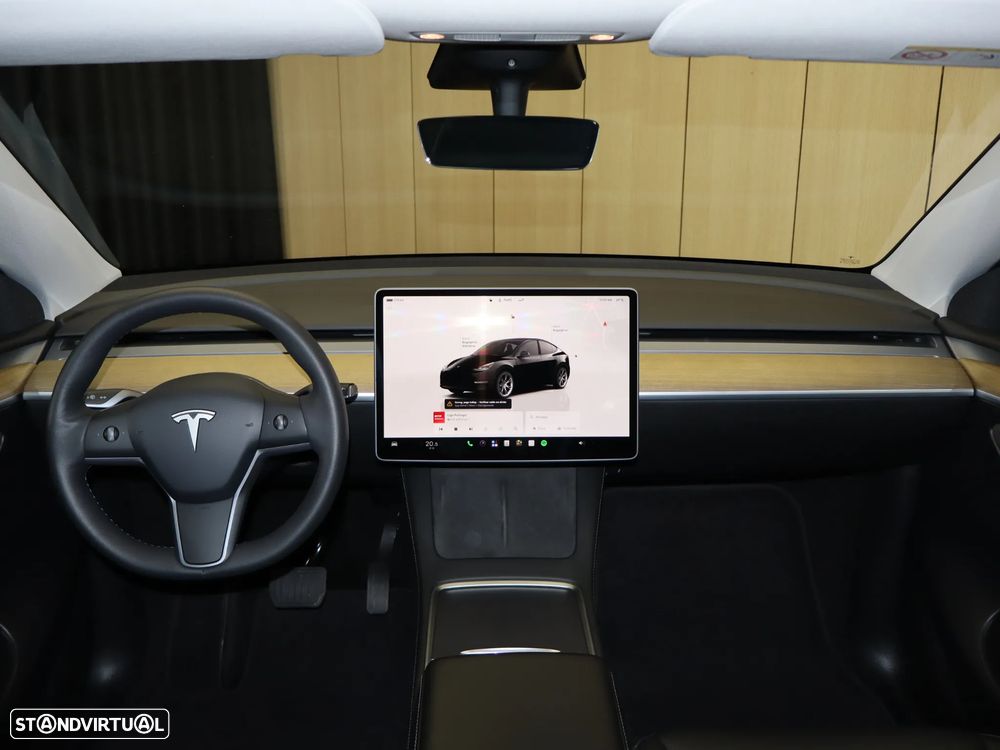 Tesla Model Y RWD - 16