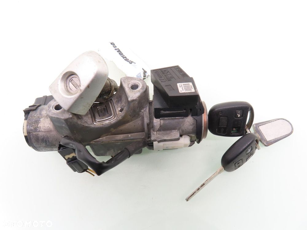 STACYJKA WKŁADKI TOYOTA AVENSIS II T25 N05015178 - 1