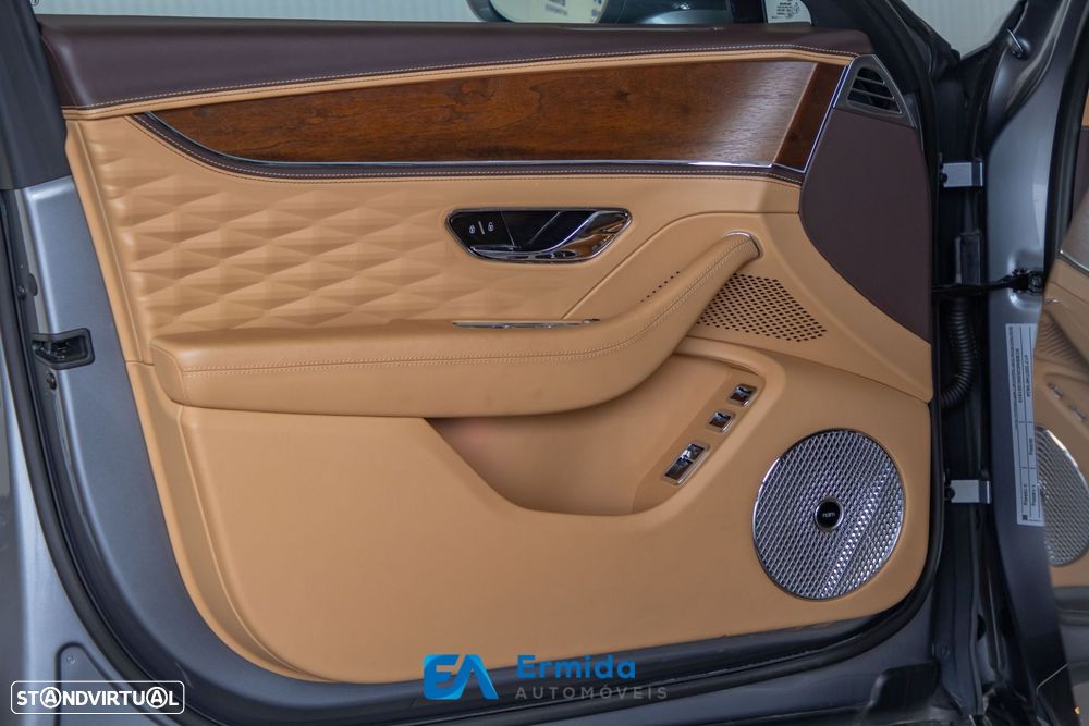 Bentley Flying Spur - 34
