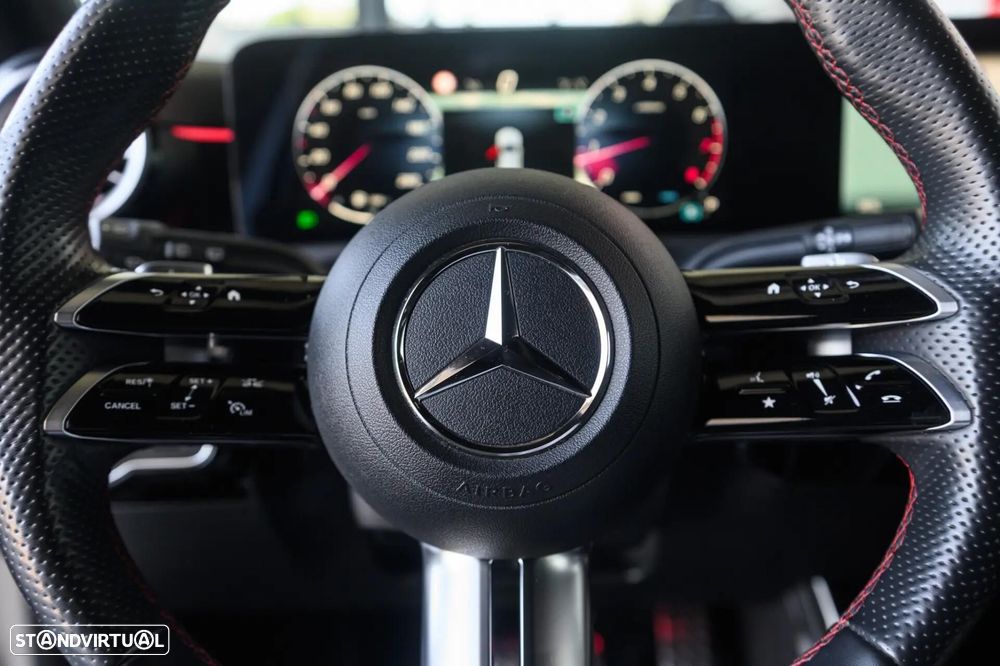Mercedes-Benz A 200 Standard - 33