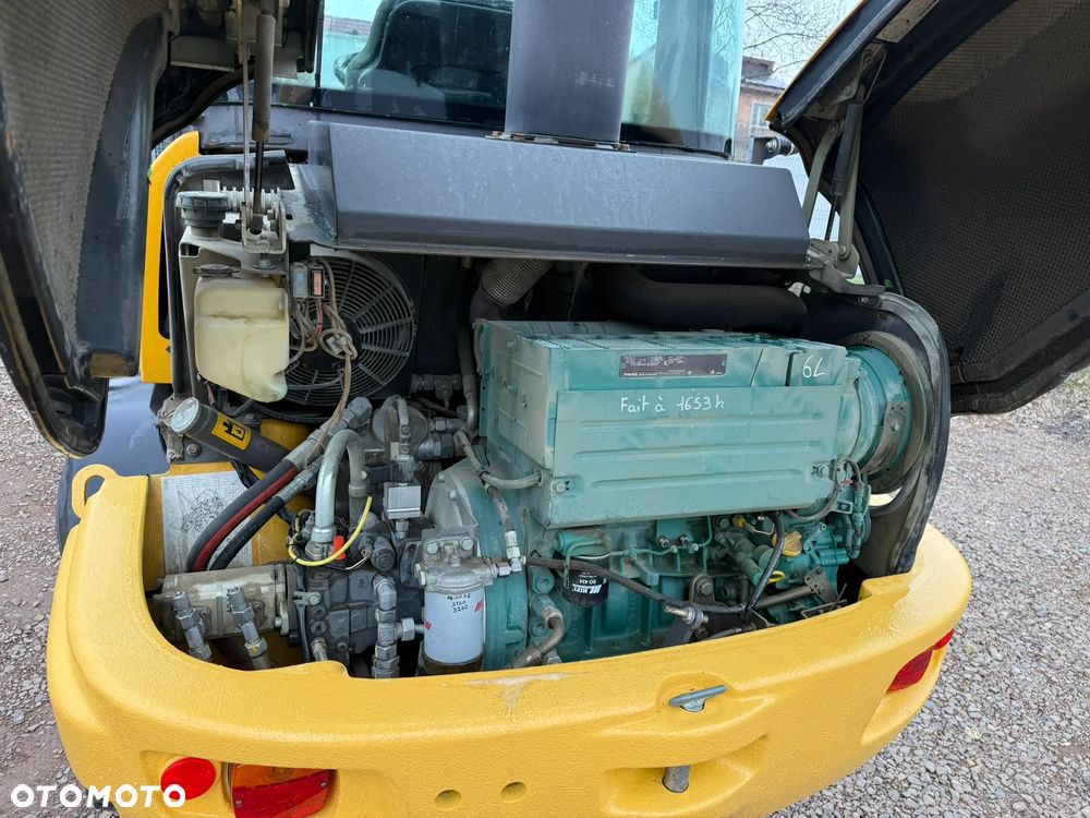 Volvo L 28 F - 10