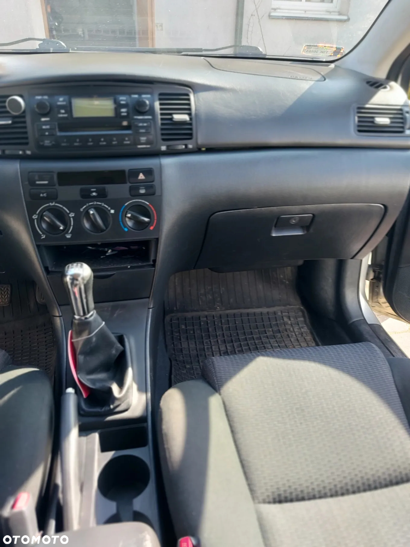Toyota Corolla - 9