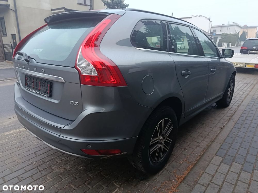 Volvo XC 60 D3 Geartronic Momentum - 3