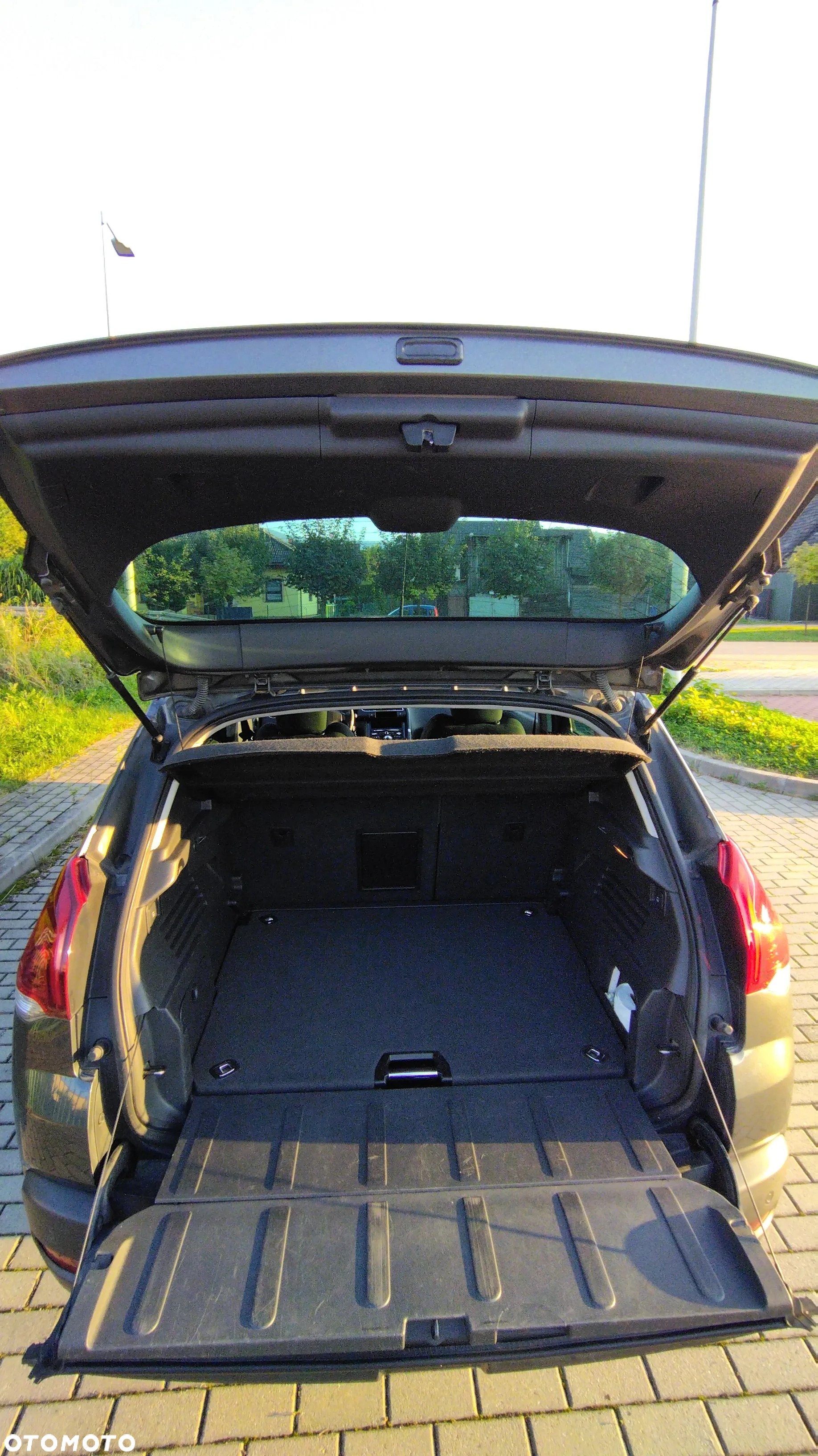 Peugeot 3008 1.6 HDi Active - 14