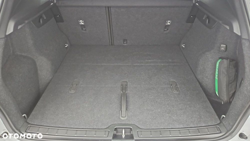 Volvo XC 40 B3 Essential - 22