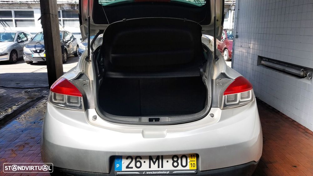 Renault Mégane Coupe 1.5 dCi Dynamique - 17