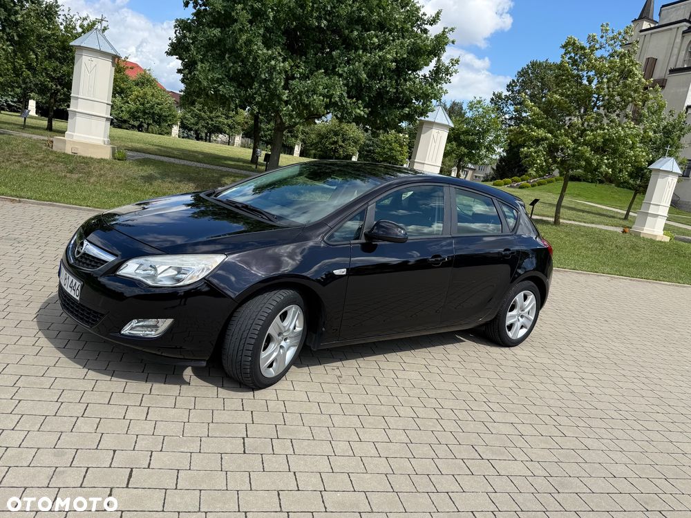 Opel Astra 1.7 CDTI - 9