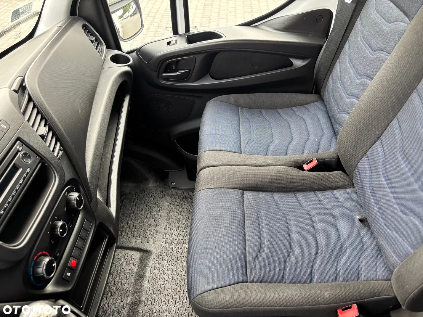 Iveco 35C13,35C14,35C15,35C16 - 10