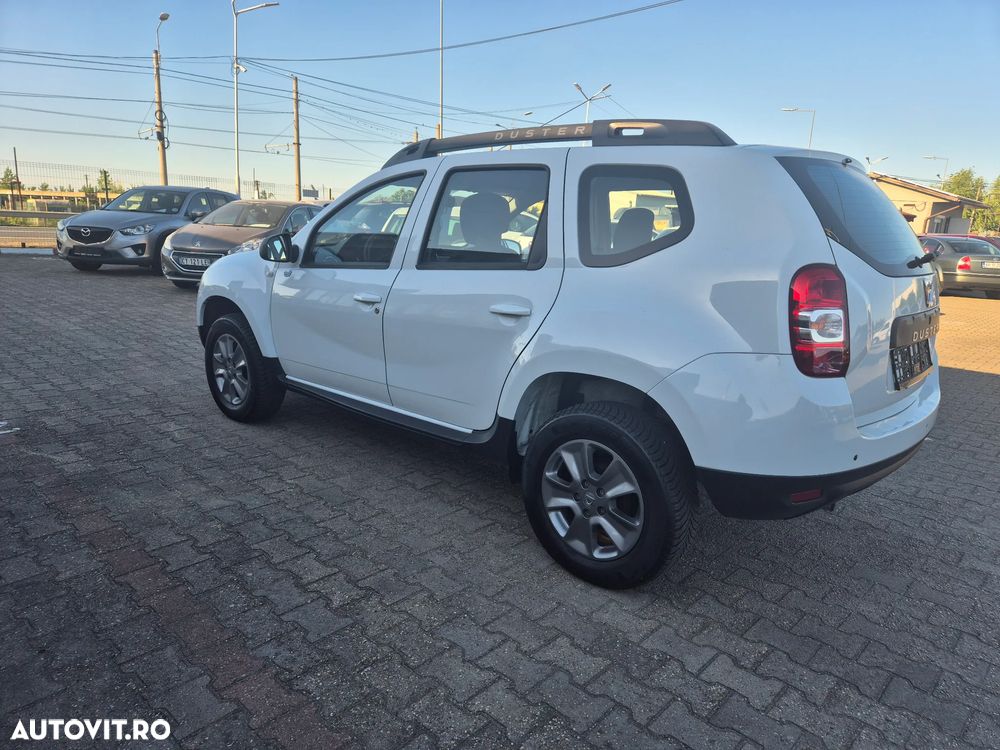 Dacia Duster 1.6 4x2 Laureate - 5